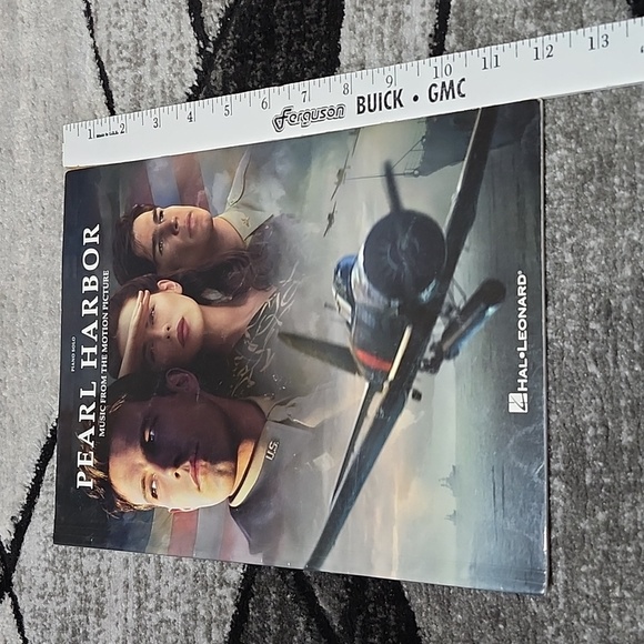 PEARL HARBOR MUSIC FROM MOTION PICTURES 2001 PIANO SOLO SONGBOOK COLORED PHOTOS - Picture 13 of 16